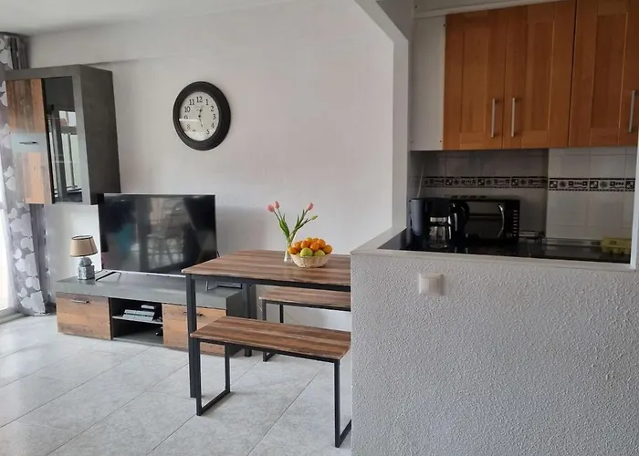 Modern Close To Levante 2bedroom
